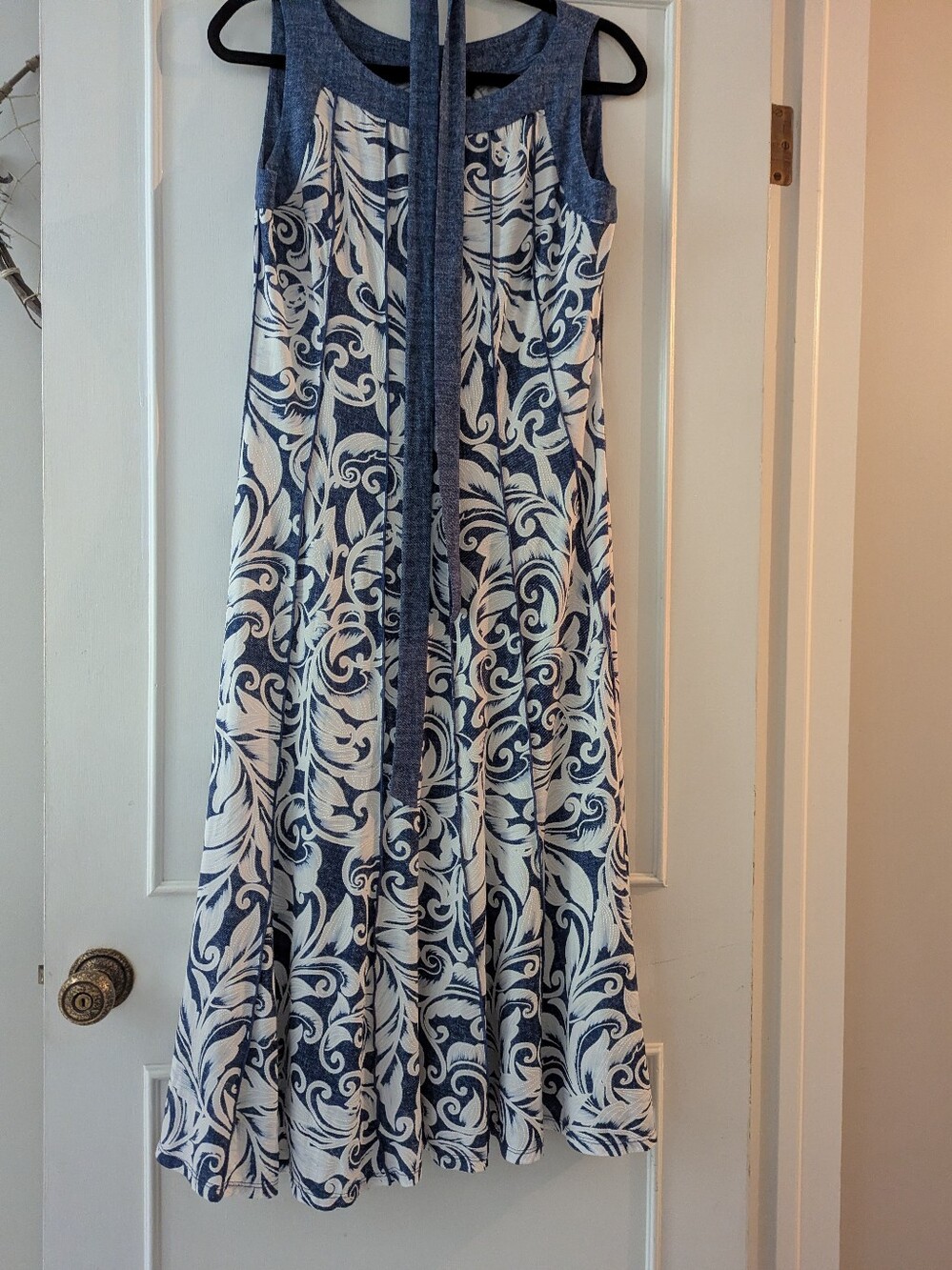 Perceptions New York Navy/Denim and White Sleeveless Maxi Dress Size S